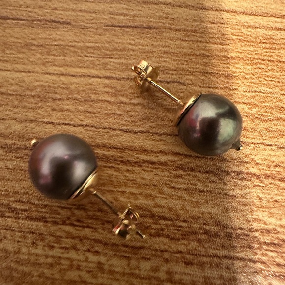 14k yellow Gold and Tahitian pearl station necklace and stud earrings - Picture 9 of 11